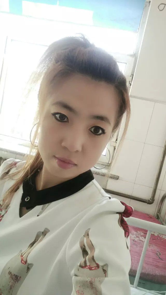 ~玫瑰等伊人~的主播照片
