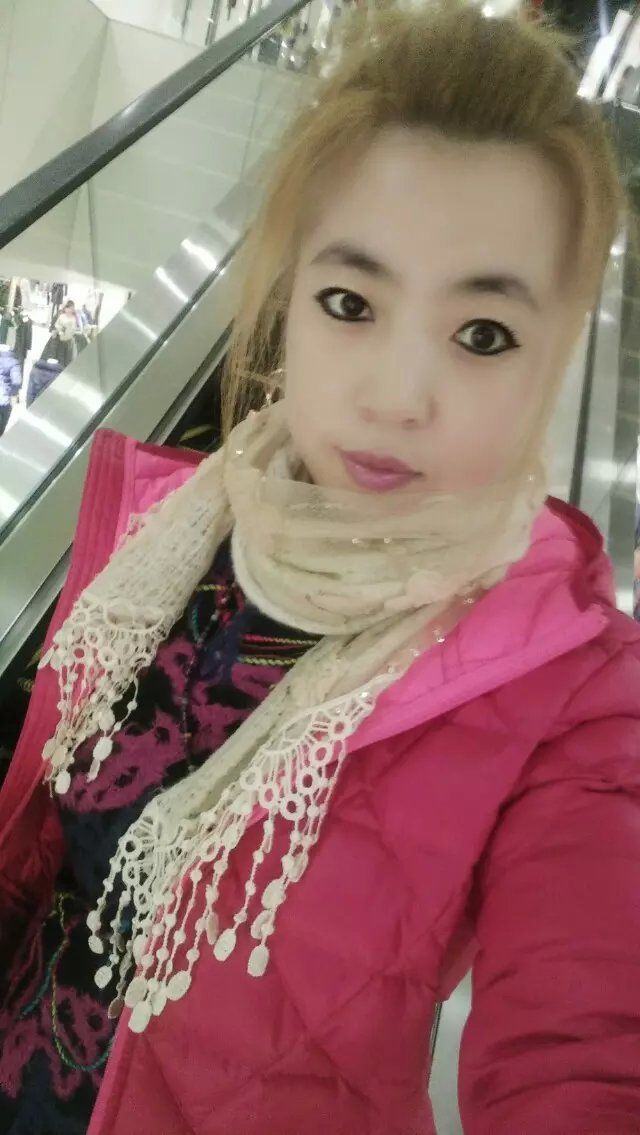 ~玫瑰等伊人~的主播照片