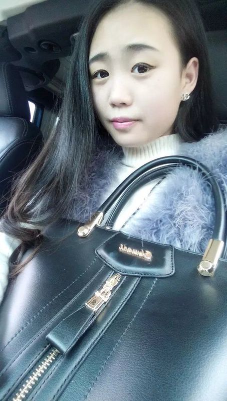 ╰❤..宋馨的主播海报