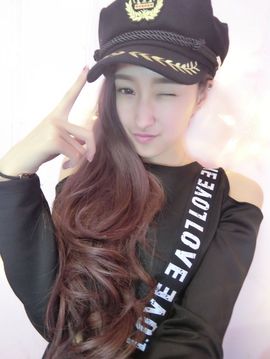 笑笑（爱是回忆美好）主播照片