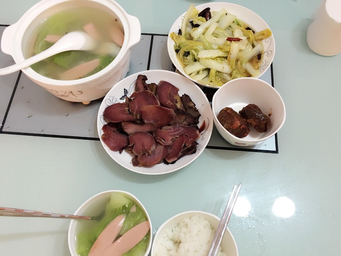 静静的静静！的主播照片