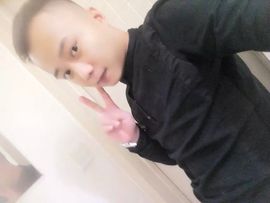 袁依诺主播照片