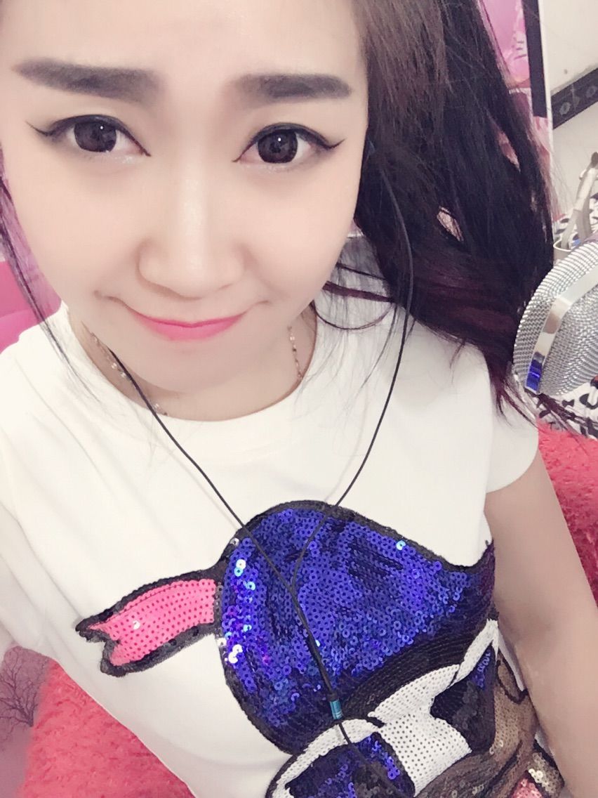 ╰❐╬➷﹏小妖精的主播照片