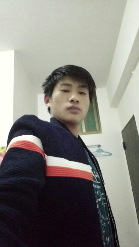 黔东南的七月的主播照片