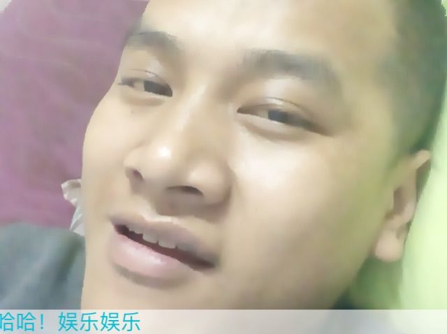 爱情一半伤的主播照片