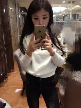 九小九，主播照片