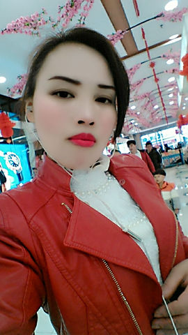 国珍万人迷女神兰兰主播照片