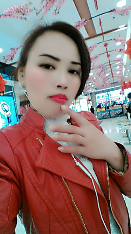 国珍万人迷女神兰兰主播照片