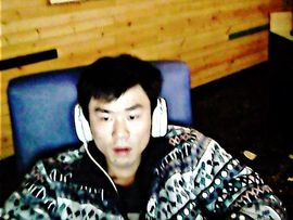 不将就，不执着主播照片