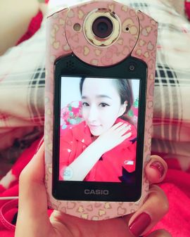 笑笑（爱是回忆美好）主播照片