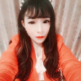 佳佳求关注：主播照片