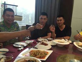 0左左右右0主播照片