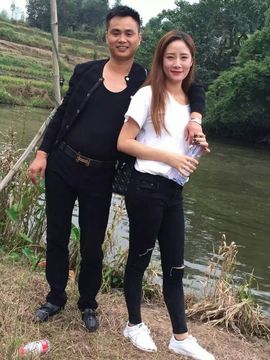 0左左右右0主播照片