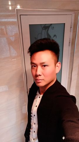 这一生为情所困主播照片