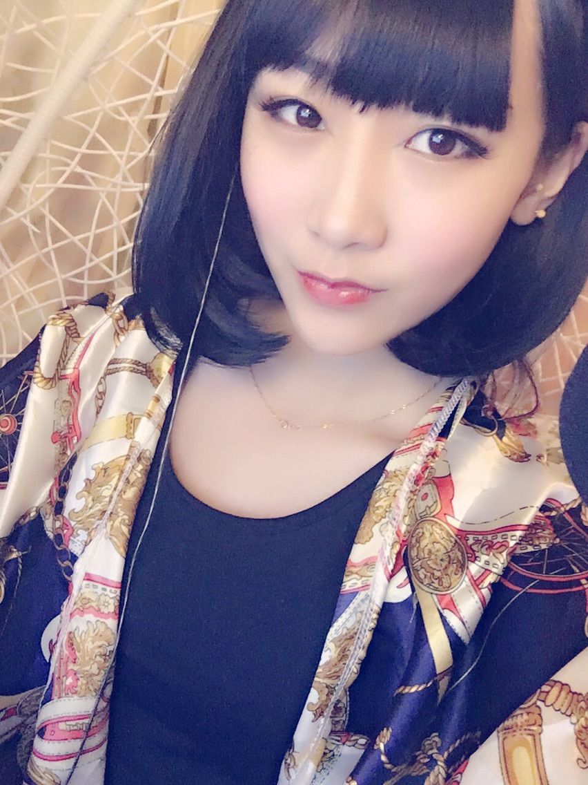 安然🥀努力升八冠的主播照片