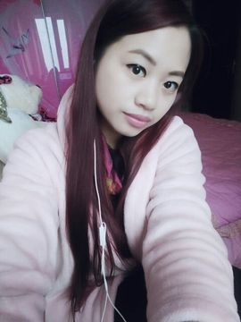 辣花凤姐主播照片