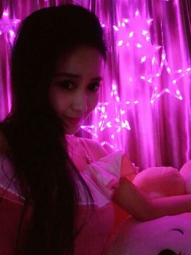 魅丽晴儿主播照片