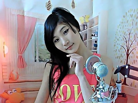 ❤灬小筱莹❀。火山呢的主播海报
