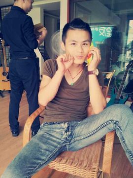 四哥h3主播照片