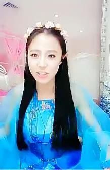 🐻无语默然🐻主播照片