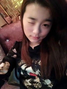疯婷～主播照片