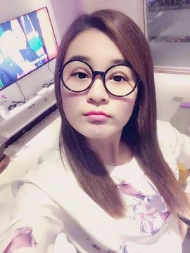 疯婷～主播照片