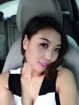天悦限量版妞妞哥哥主播照片