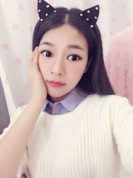 张君雅love主播照片