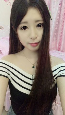 元亦薇主播照片