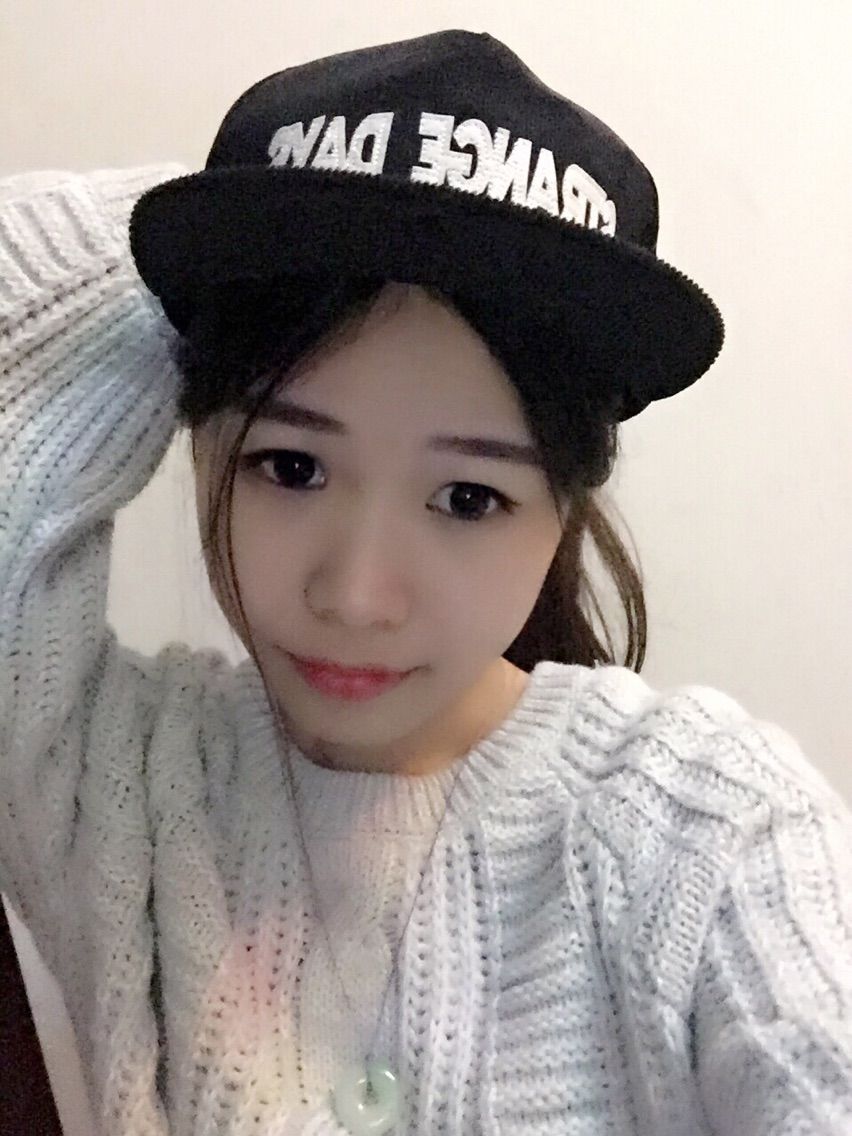 新主播^小萌珮主播照片