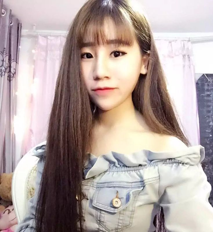 1459584176的主播海报