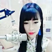 空城旧意故人离！