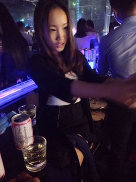 《舞》静兒主播照片