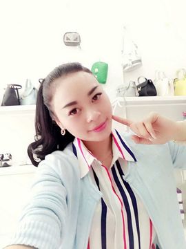 华心情主播照片