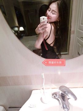 昵称违规，请重新修改主播照片