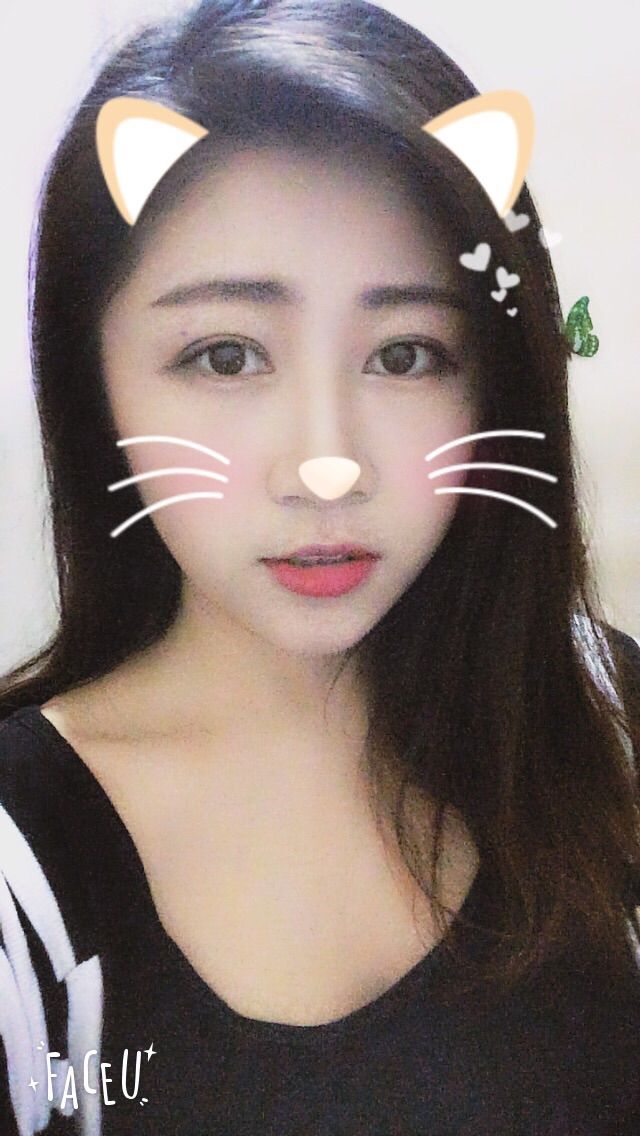 炸炸想升冠♚的主播照片