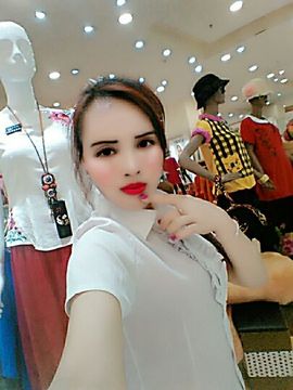 国珍万人迷女神兰兰主播照片