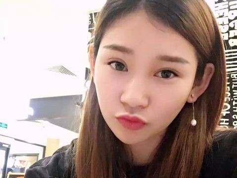 ╰❐╬➷﹏大人💋海报