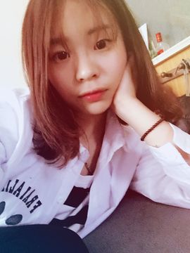 花儿小宝贝，求关注主播照片