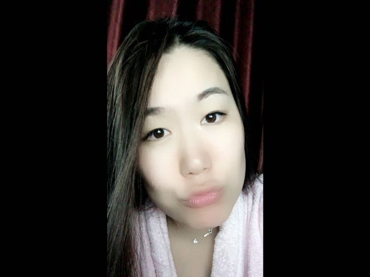 f饼饼的主播照片