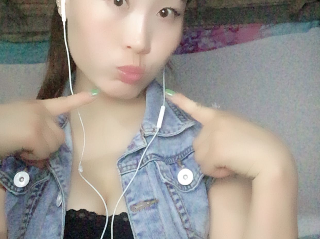 38cc的主播照片