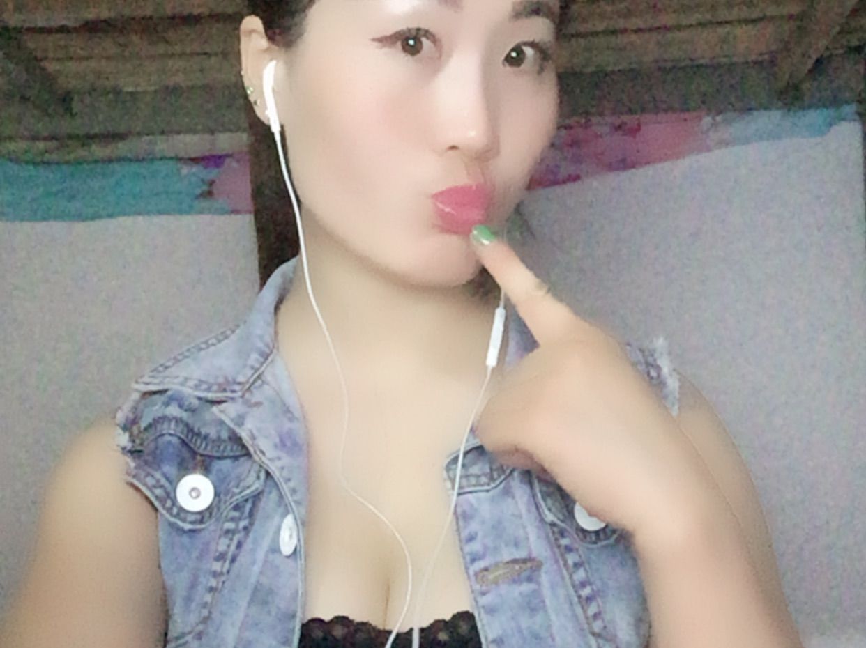 38cc的主播照片