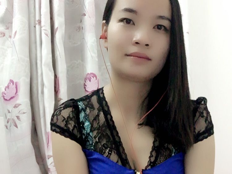 😘筱沁儿的主播照片