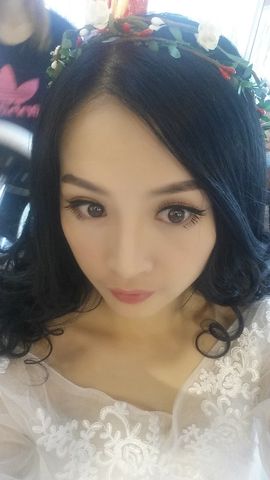 小蕊依主播照片