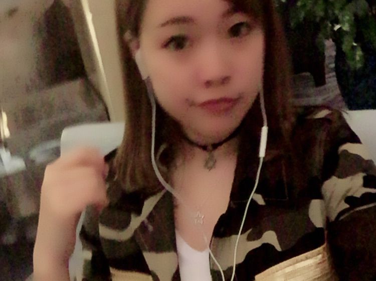 で单身妹妹的主播照片