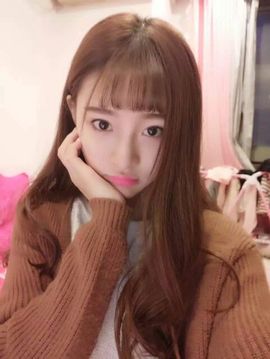 沐盈春天主播照片