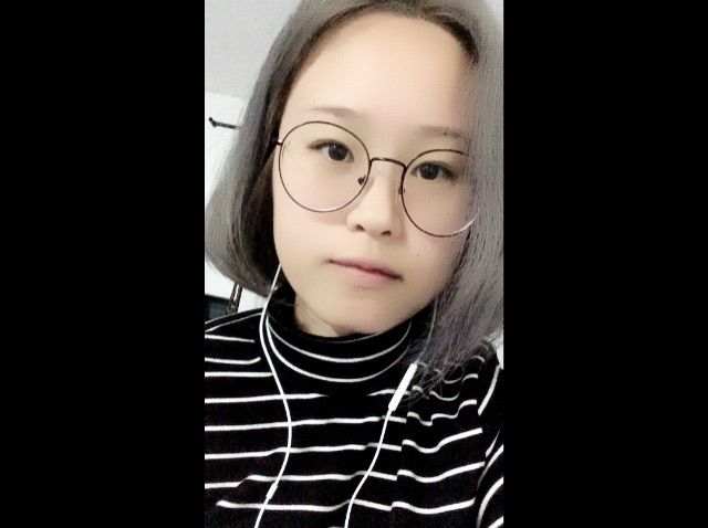 Autourdemo的主播照片