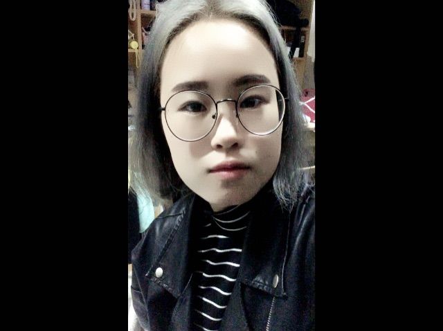Autourdemo的主播照片