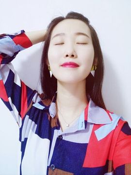 CC由美主播照片