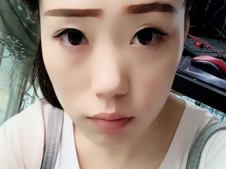 小👀妖精💗瑶宝主播照片